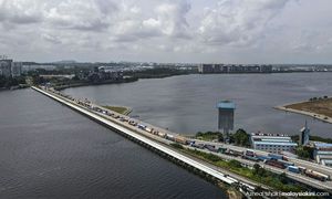 Johor cuts congestion at Causeway, Linkedua to save 2 hours in journey