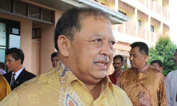 'Don't add fuel to fire' - another royal caution against racial issues