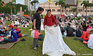 Iftar at Dataran Merdeka