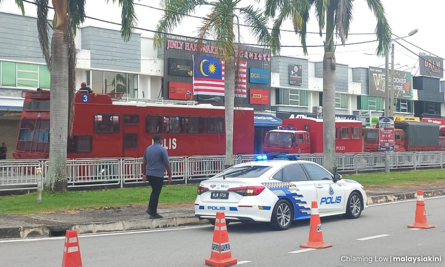 SURAT | Buli, bendera terbalik perlu tindakan tegas