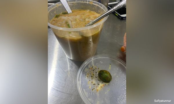 Ramadan bazaar horror: Netizens rue 'ant laksa', 'charred murtabak'  