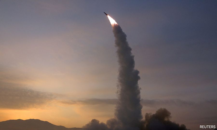 North Korea fires missile; South condemns 'grave provocation'