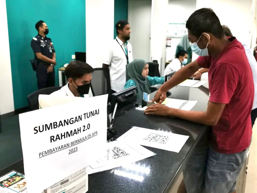 Sumbangan Tunai Rahmah (STR) Fasa 2 bernilai RM1.26 bilion kepada 8.7 juta golongan B40 mulai April 5