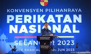 PKR saman RM10 juta: Azmin yakin Zuraida menang peringkat rayuan