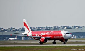 SNAPSHOT | AirAsia sells off 6 new aircraft; Zamri 'welcomes' AGC decision not to review charge