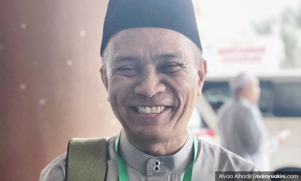 DAP dan parti nyamuk Warisan jangan meracau - Roslan SMS
