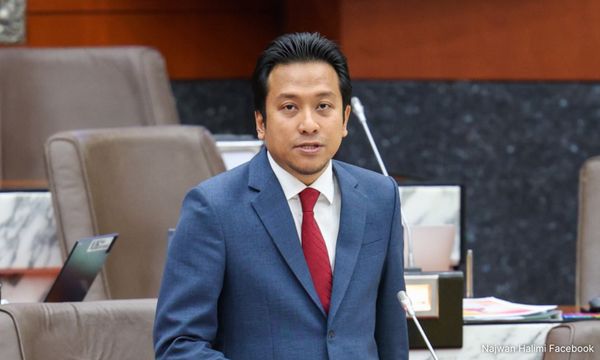 SNAPSHOT | S'gor excos want stern action over 'pig in royal attire' pic; Azam probes must go on, says PKR MP