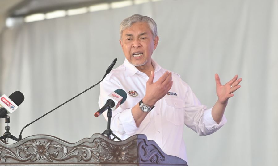 Zahid denies overspending, quips about MCMC budget