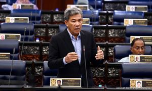 PM must be seen as neutral, Tok Mat says on Russia invite