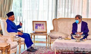 Bubar DUN: MB menghadap sebelum sultan ke Mekkah