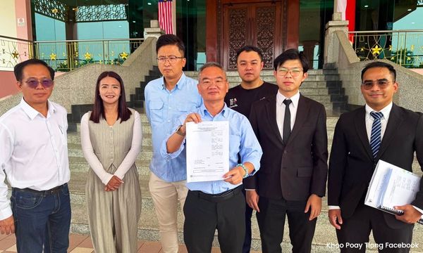 邱培栋阿德里起诉甲政府，挑战官委议员修宪案违宪