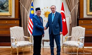Anwar receives Togg EV as gift from Erdogan