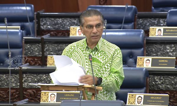 环境部指新建养猪场，饲养至少2千头猪才须环评
