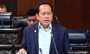 坦言反跳槽法有缺陷，阿末同意须修订改善