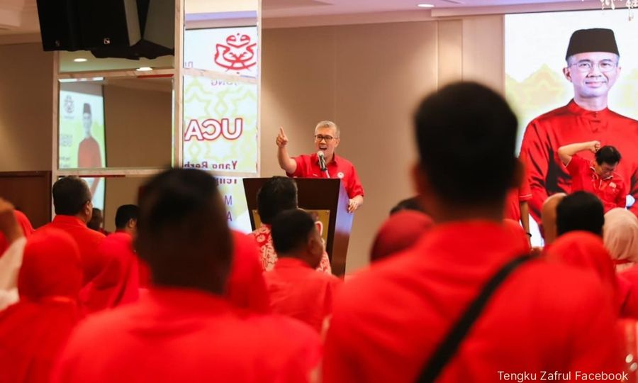 Masih ada pemimpin tandus idea dalam Umno, kata Tengku Zafrul
