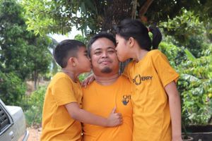 Kisah Pengorbanan Seorang Ayah dan Rakan Pemandu Lalamove