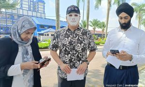 Pendedah skandal rasuah Sabah akan didakwa, peguamnya berang