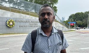 Malaysiakini reporter released on bail