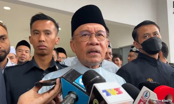 SNAPSHOT | Anwar denies paving way for Najib's pardon; PM celebrates Malacca CM's birthday