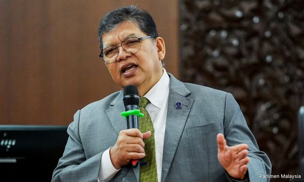 Speaker tells Sabah youth to pull their socks up, denies campaigning