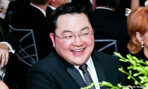 WSJ: 2 lelaki dikaitkan Jho Low gagal kawal bank di Mauritius