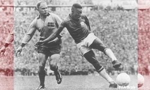Pele meninggal dunia