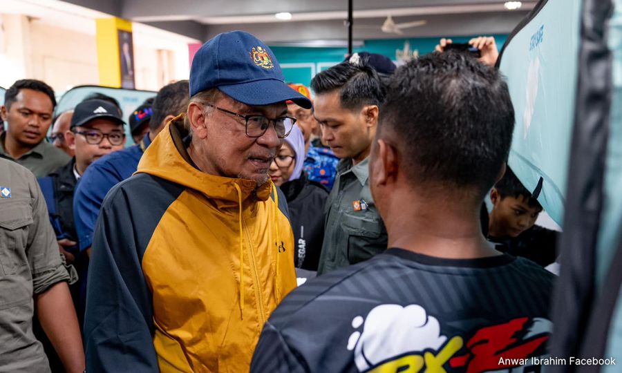 Anwar hargai usaha, semangat tinggi dipamerkan petugas bencana banjir