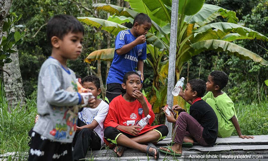 Keciciran pendidikan anak Orang Asli: Di mana jalan keluar?