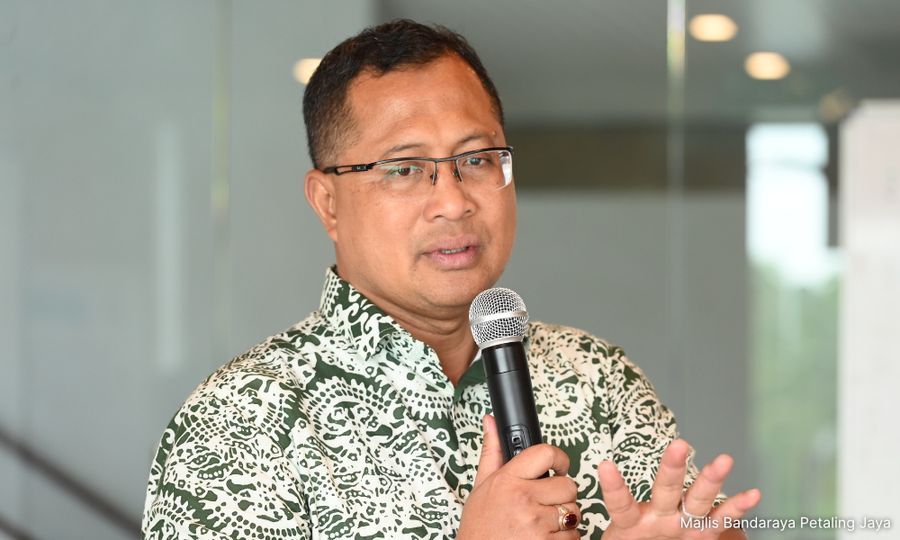 Peka dakwa Datuk Bandar PJ elak jawab isu risiko tanah runtuh