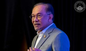 PM calls for local fruits at govt functions, open to SST review
