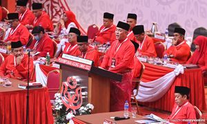 Umno pusat tetap bersama Umno Sabah - Zahid