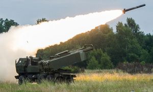 US to give Ukraine more rocket launchers, Biden tells Zelenskiy