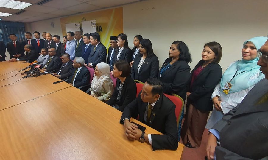 MB rallies troops after PAS man hints at another Perak coup