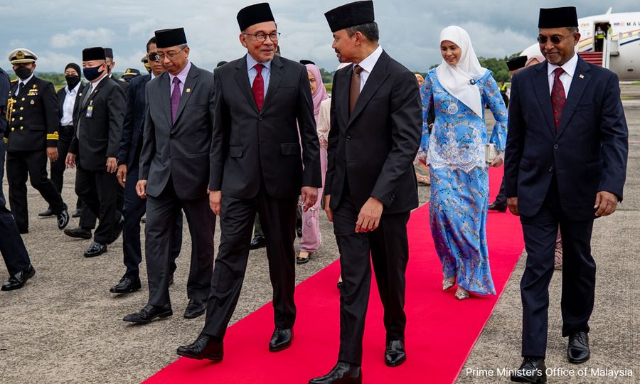 Anwar arrives in Brunei for two-day official visit