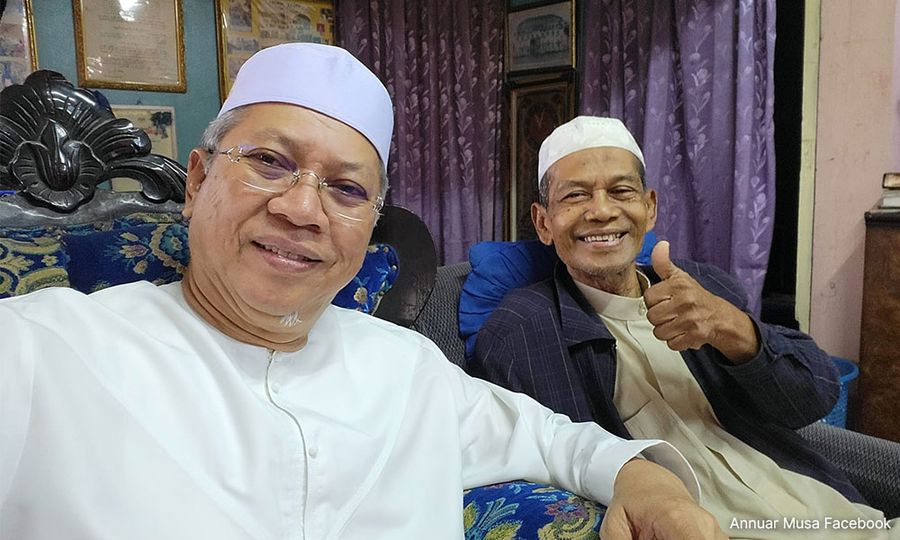 Pesan Annuar: Jangan tinggalkan parti buat masa ini