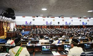Isu hutang negara, bantuan gempa bumi antara tumpuan