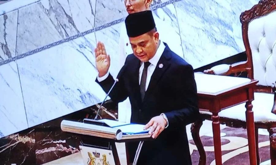 Adun Buloh Kasap Zahari Sarip dilantik Speaker DUN Johor 