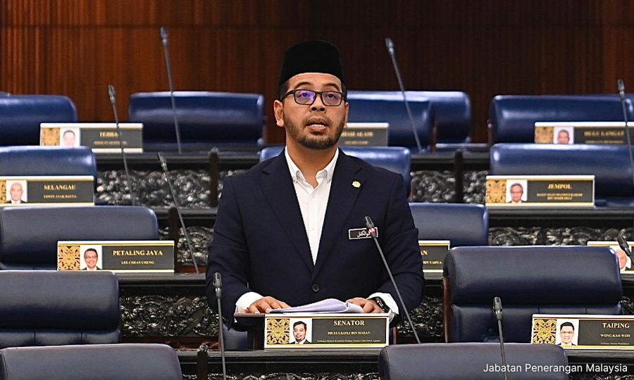 'Jangan baca tajuk saja' - Menteri agama tegaskan tiada kompromi budaya songsang