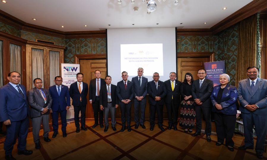 Menteri Sumber Manusia cadangkan Kerjasama Kemahiran ASEAN di Sesi Perbincangan Pemimpin dengan ILO