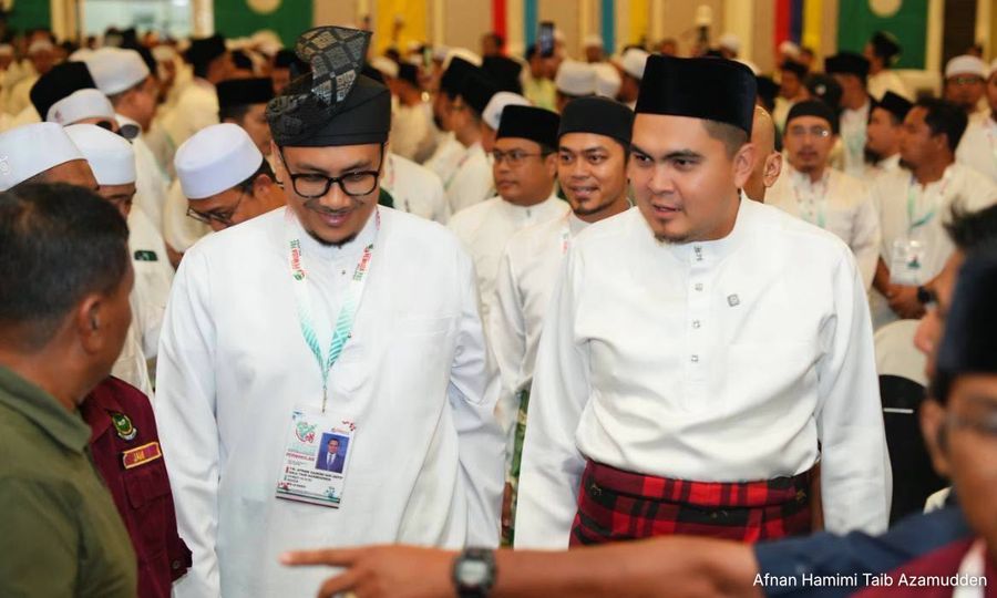 Akmal hadir muktamar PAS, Zahid menyusul esok?