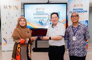 MyIX embarks on RM250,000 smartboard CSR programme starting with SMK Bandar Sunway