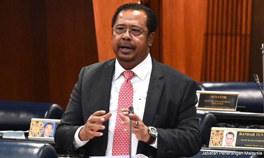 Govt mulls requiring data centres to manage own water supply