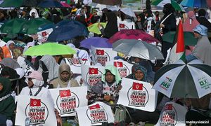 Peserta himpunan anggap mahkamah syariah terancam