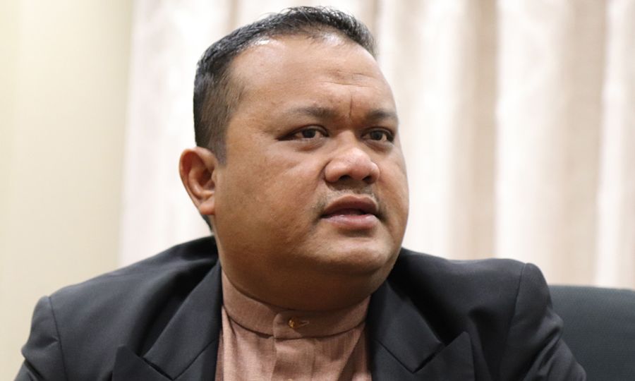 Grab drivers' pay cut hindering govt recovery efforts - MP
