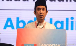 Adam ingatkan Akmal:  Yang saudara singgung itu presiden kami, PM kita