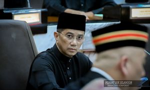 四州议员现身阿兹敏记者会，誓忠驳斥倒戈传言