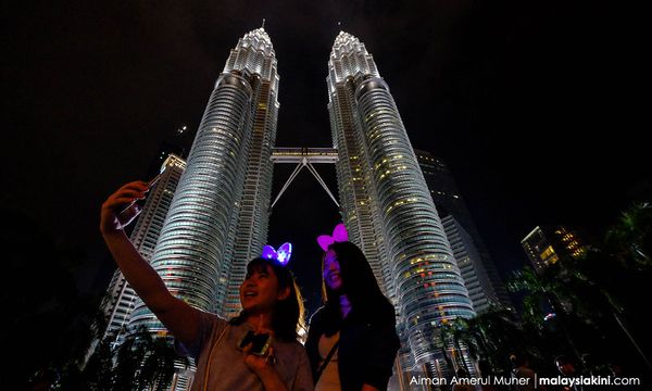 昌明政府两周年庆：内阁决定移师隆会展中心