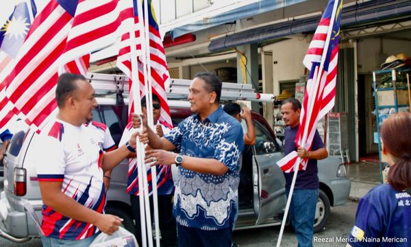 SNAPSHOT | Reezal moves to prevent flag gaffes; Umno urged to explain flaws in Tabung Haji management