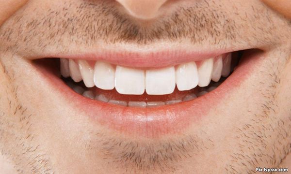 LETTER | Oral health, an overlooked aspect of HIV/AIDS 