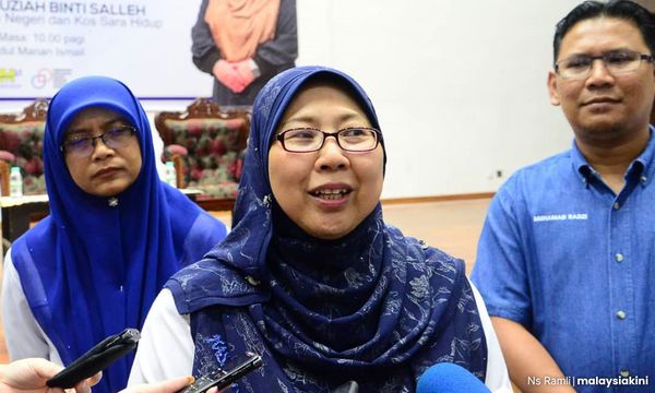 Retailers told not to hoard sugar, impose condition on buyers